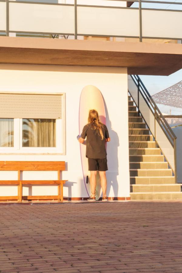 Hospedium Hostel Republica Surf House エリセイラ エクステリア 写真