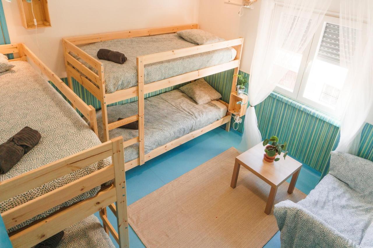 Hospedium Hostel Republica Surf House エリセイラ エクステリア 写真