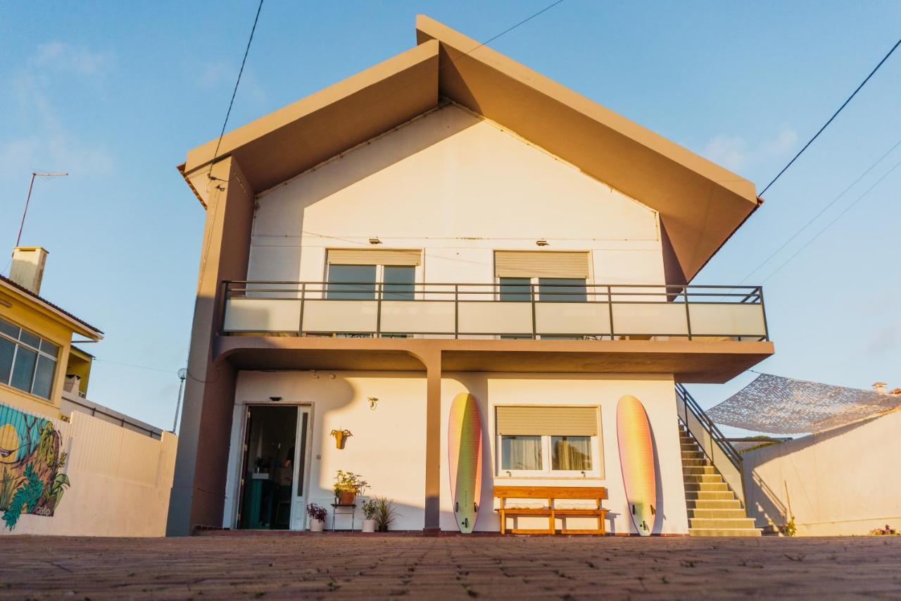 Hospedium Hostel Republica Surf House エリセイラ エクステリア 写真