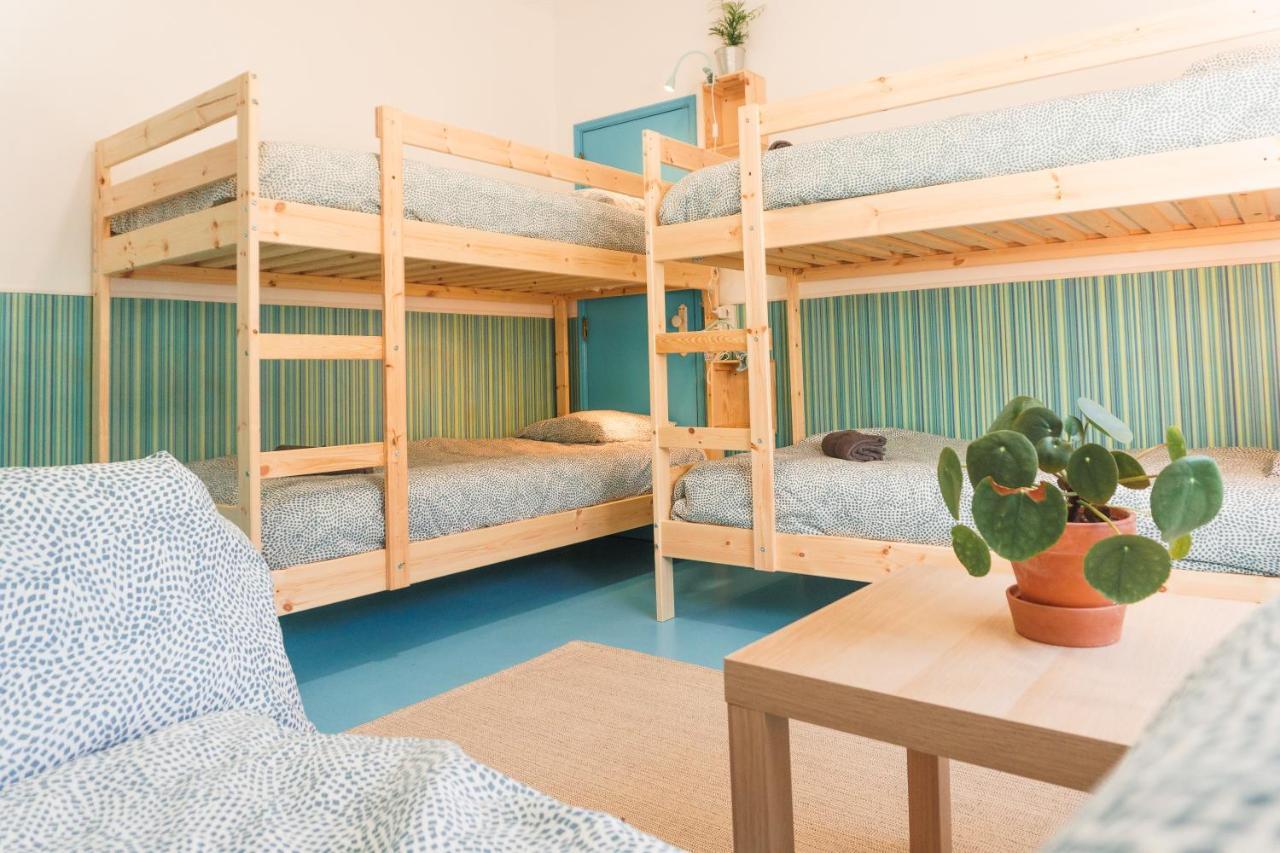 Hospedium Hostel Republica Surf House エリセイラ エクステリア 写真